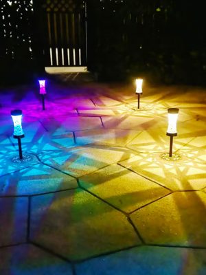 New Solar Garden Light LED Outdoor Waterproof Lawn Stake Light Round Hollow Decorative Lamp for Yard and Garden